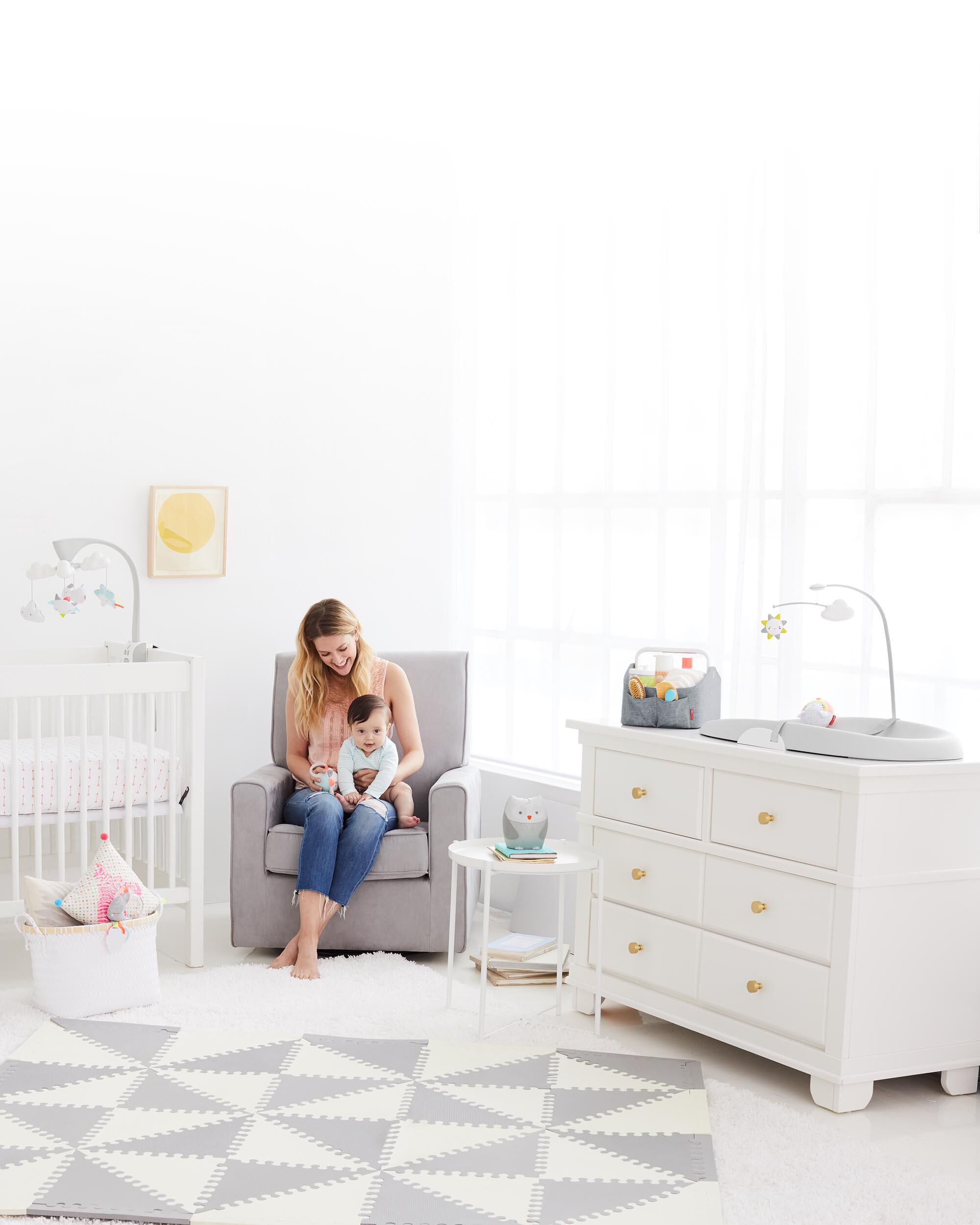 skip hop changing table